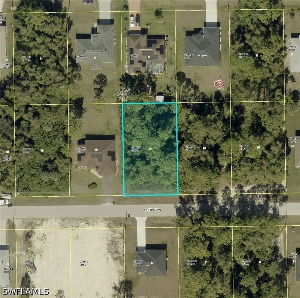 2810 11th Street W Lehigh Acres FL 33971