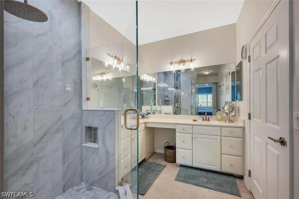 4833 Hampshire Court Naples FL 34112