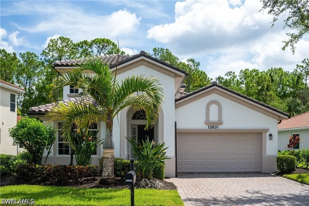 Naples FL, 12631 Biscayne Court