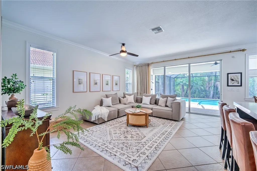 12631 Biscayne Court Naples FL 34105