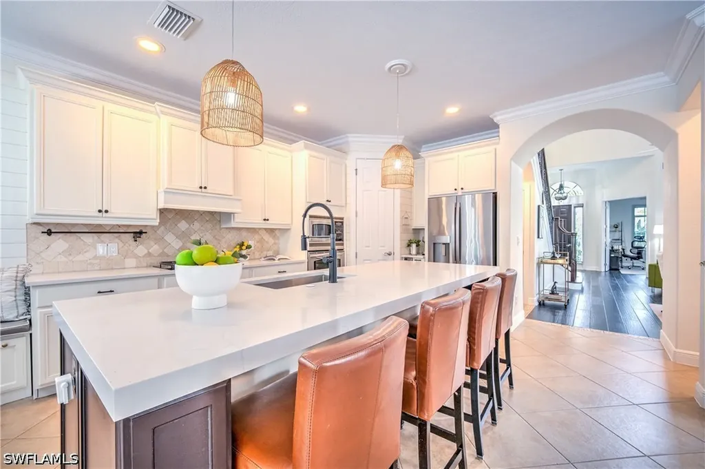 12631 Biscayne Court Naples FL 34105