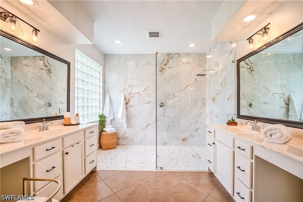12631 Biscayne Court Naples FL 34105
