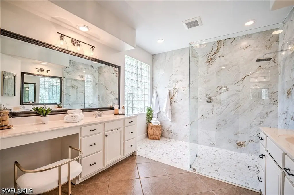 12631 Biscayne Court Naples FL 34105
