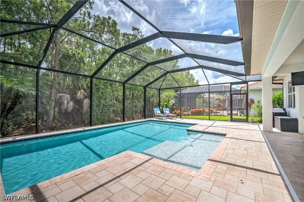 12631 Biscayne Court Naples FL 34105