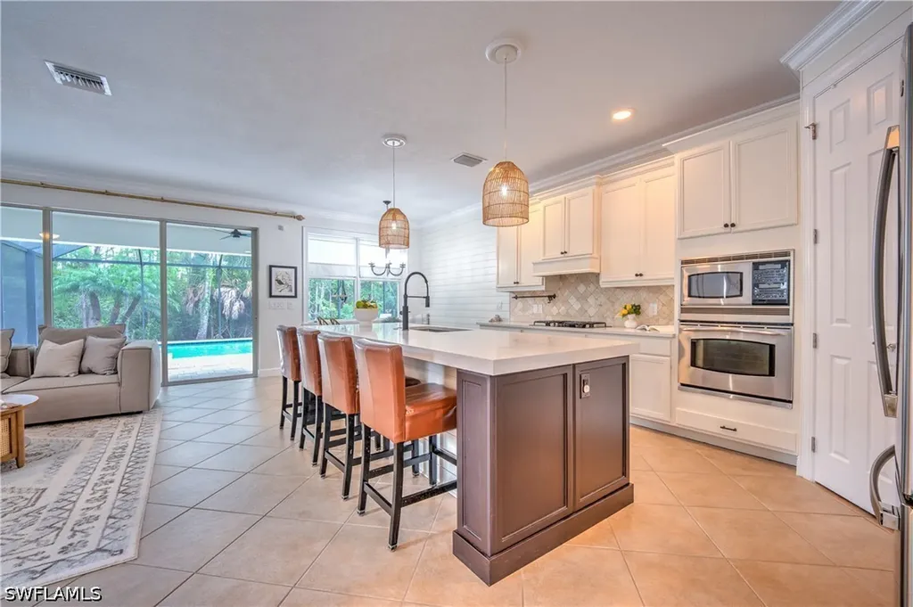 12631 Biscayne Court Naples FL 34105