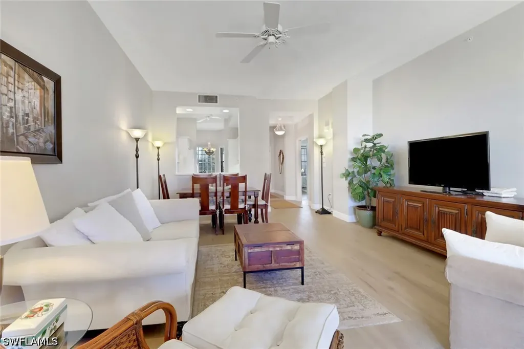 Naples FL, 401 Bayfront Place, Unit 3502