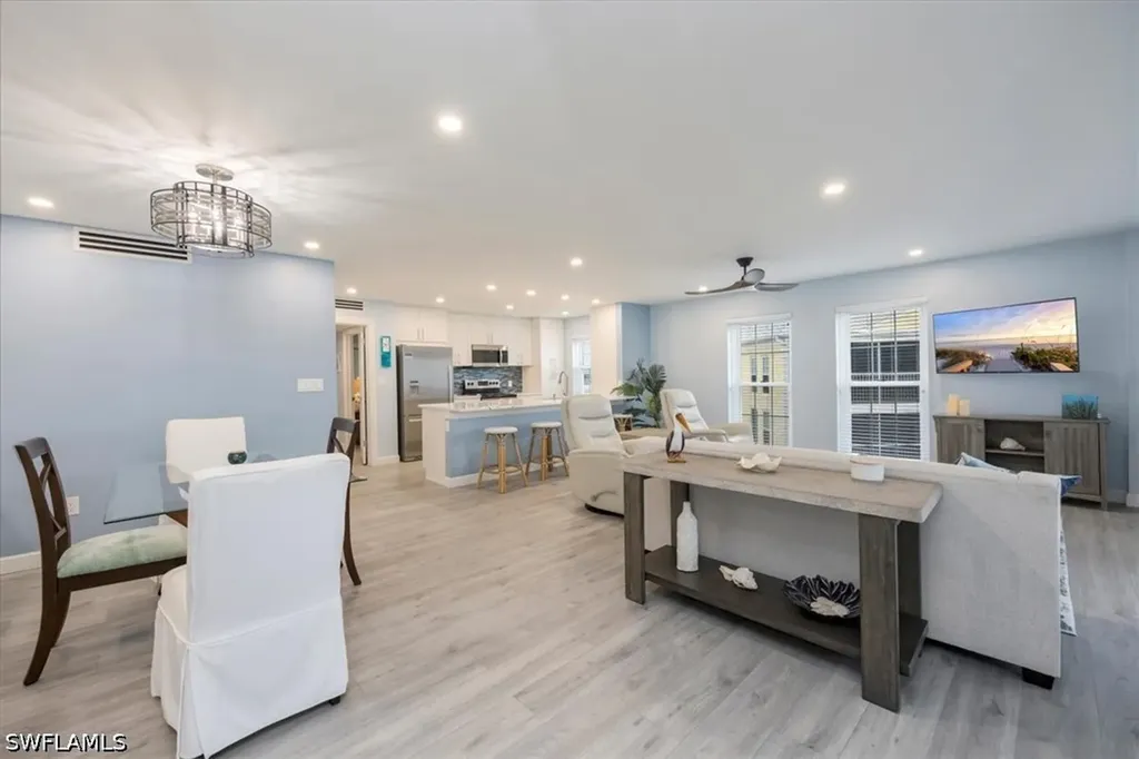 3483 Gulf Shore Boulevard N Naples FL 34103