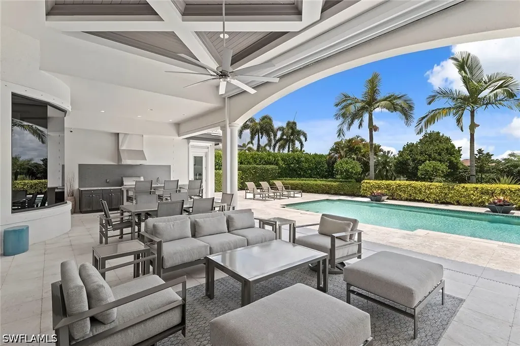 6129 Sunnyslope Drive Naples FL 34119