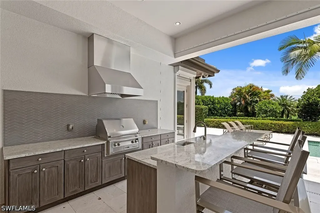 6129 Sunnyslope Drive Naples FL 34119