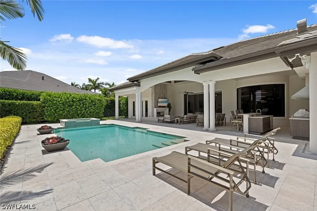 6129 Sunnyslope Drive Naples FL 34119