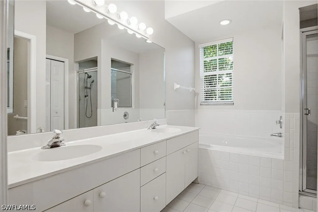 7822 Gardner Drive Naples FL 34109
