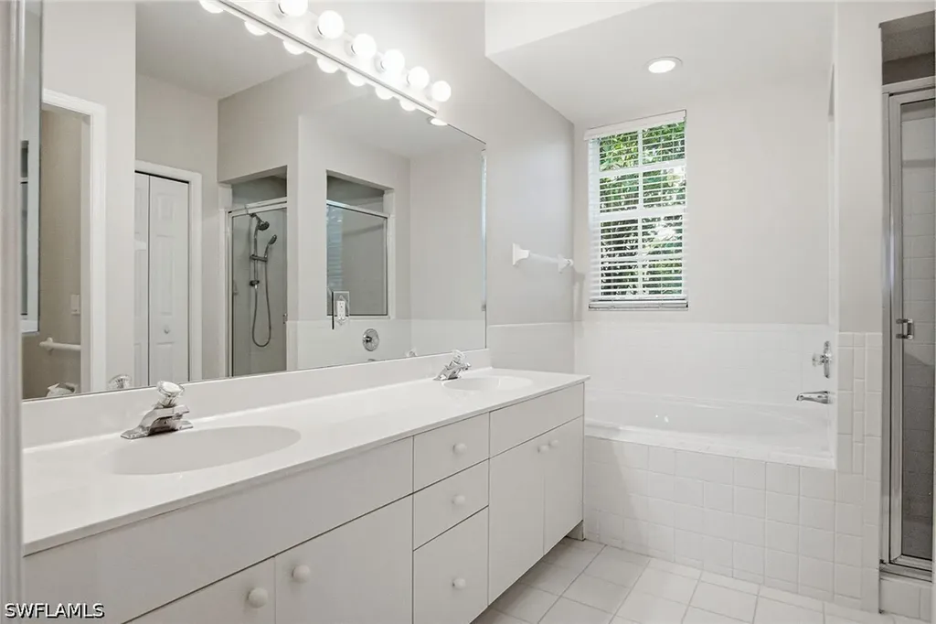 7822 Gardner Drive Naples FL 34109