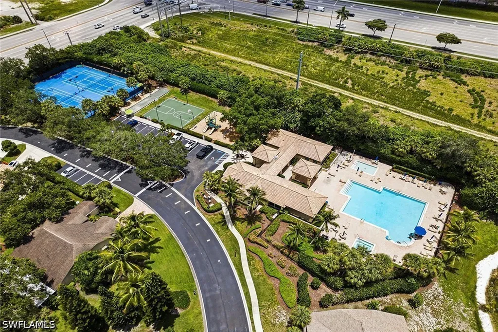 7822 Gardner Drive Naples FL 34109