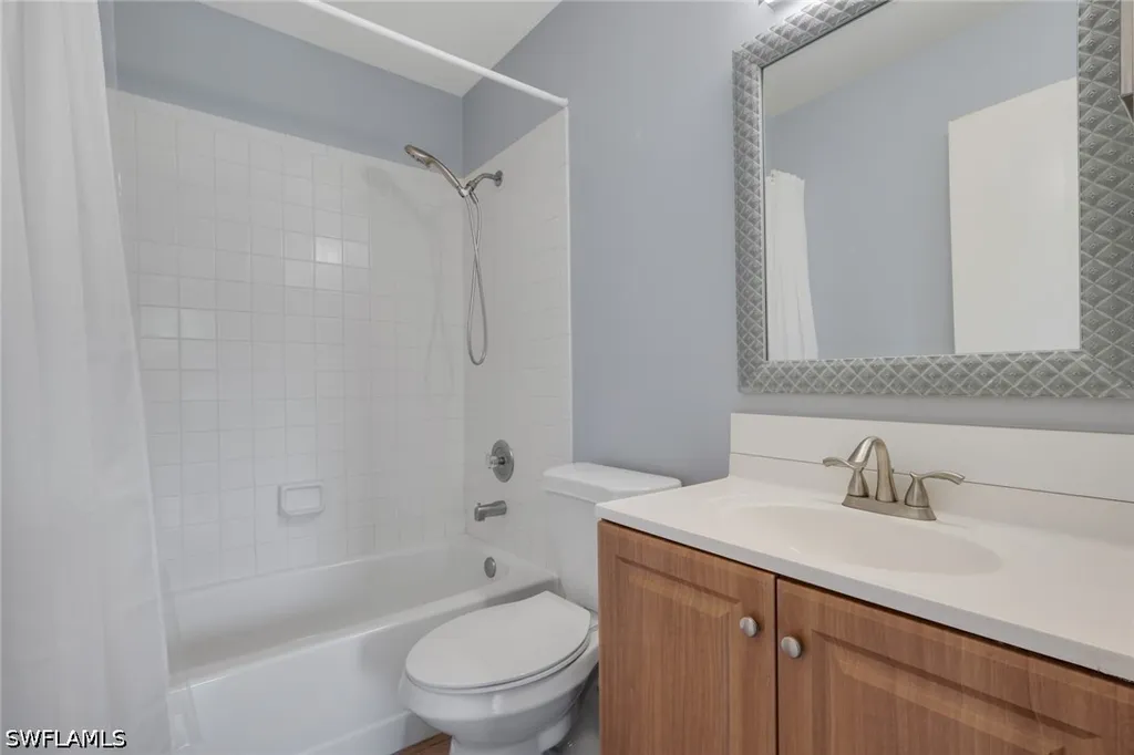 6085 Lake Front Drive Fort Myers FL 33908