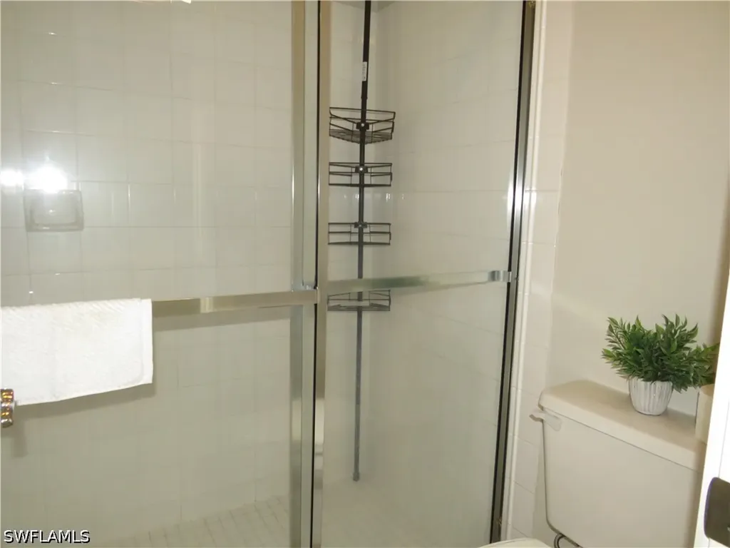 4186 Los Altos Court Naples FL 34109
