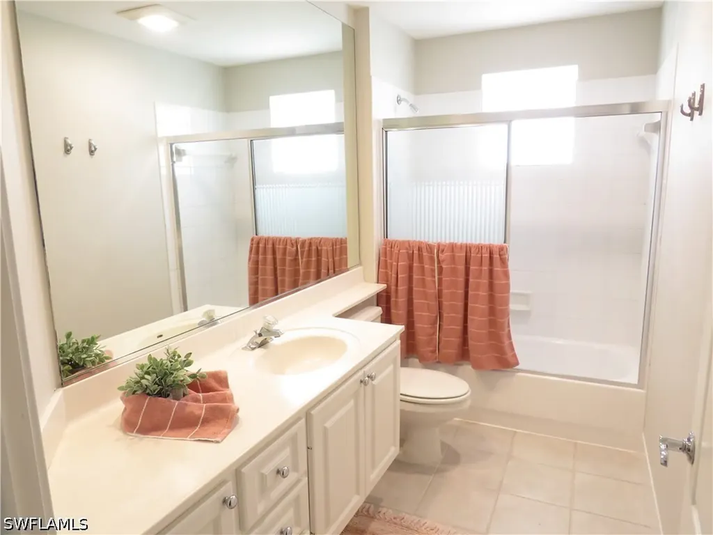 4186 Los Altos Court Naples FL 34109