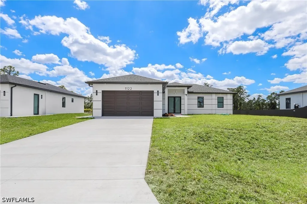 1122 Edelweiss Street E Lehigh Acres FL 33974