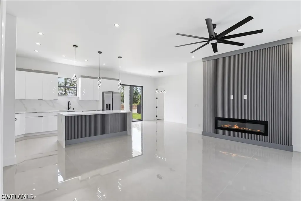 1122 Edelweiss Street E Lehigh Acres FL 33974
