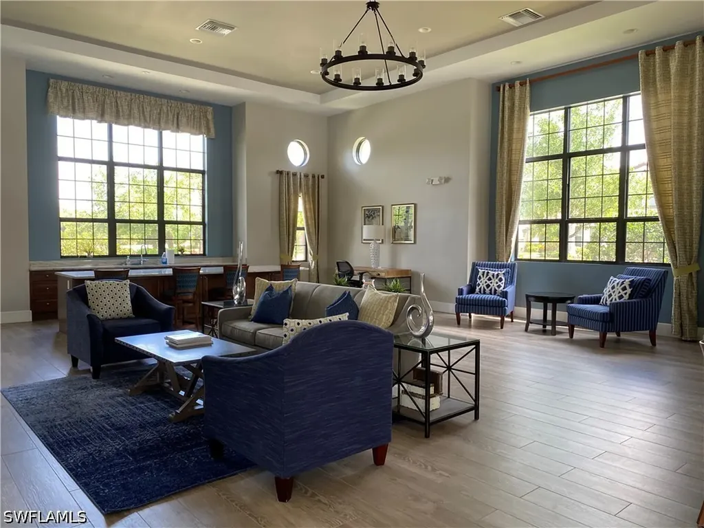15114 Palmer Lake Circle Naples FL 34109