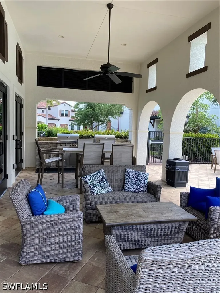 15114 Palmer Lake Circle Naples FL 34109