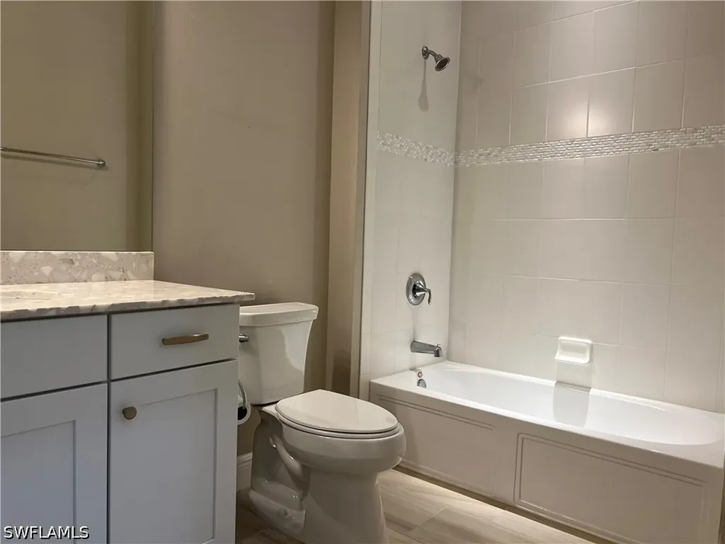 15114 Palmer Lake Circle Naples FL 34109