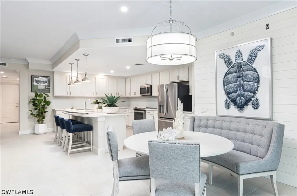322 Indies Drive W Naples FL 34114