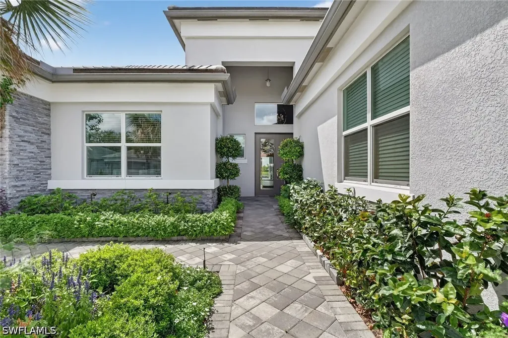 12030 Azalea Way Naples FL 34120