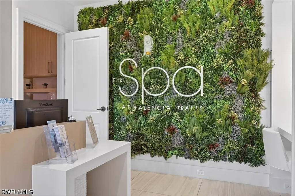 12030 Azalea Way Naples FL 34120