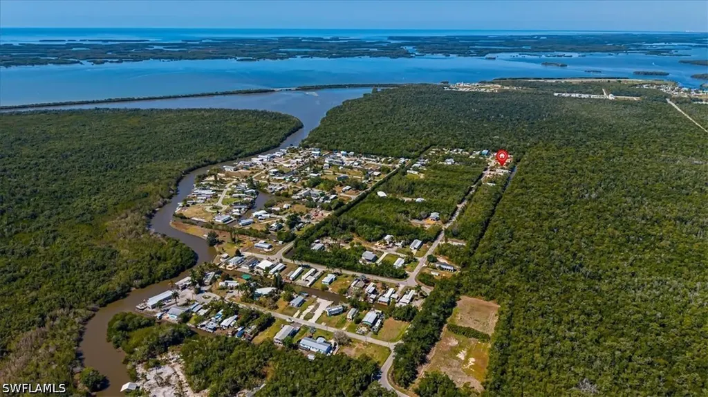 25 & 26 Plantation Drive Everglades City FL 34141