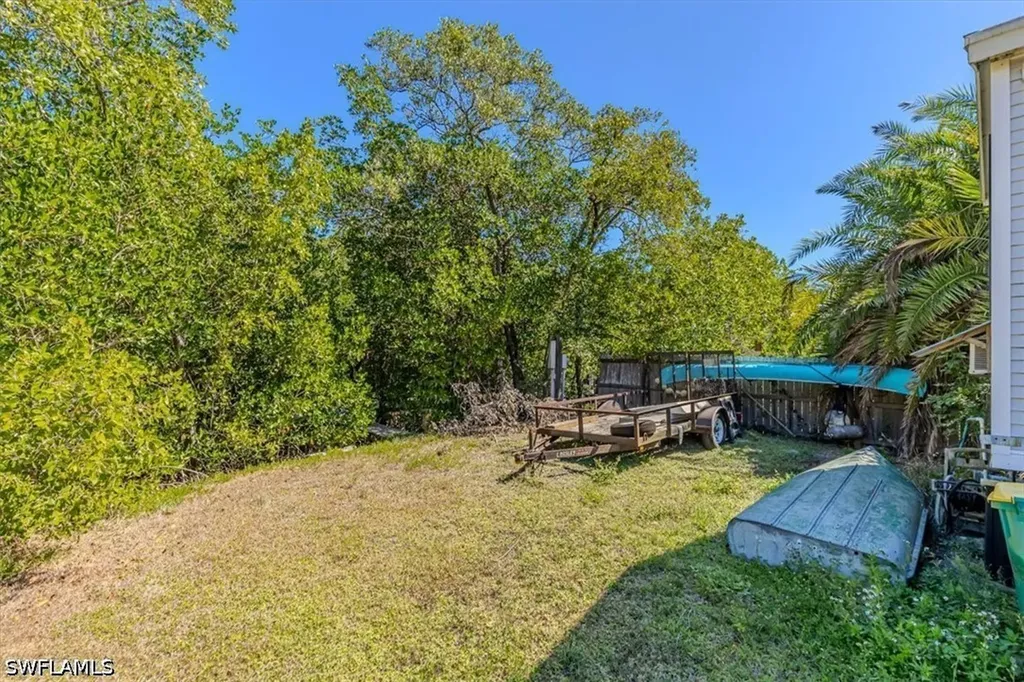 25 & 26 Plantation Drive Everglades City FL 34141