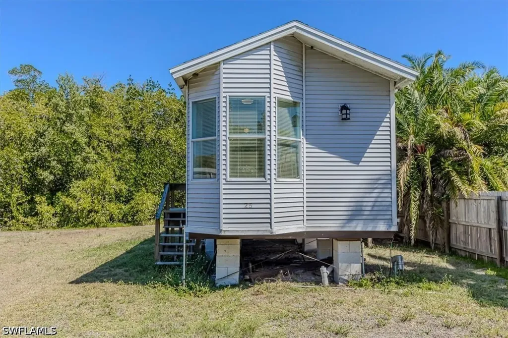 25 & 26 Plantation Drive Everglades City FL 34141
