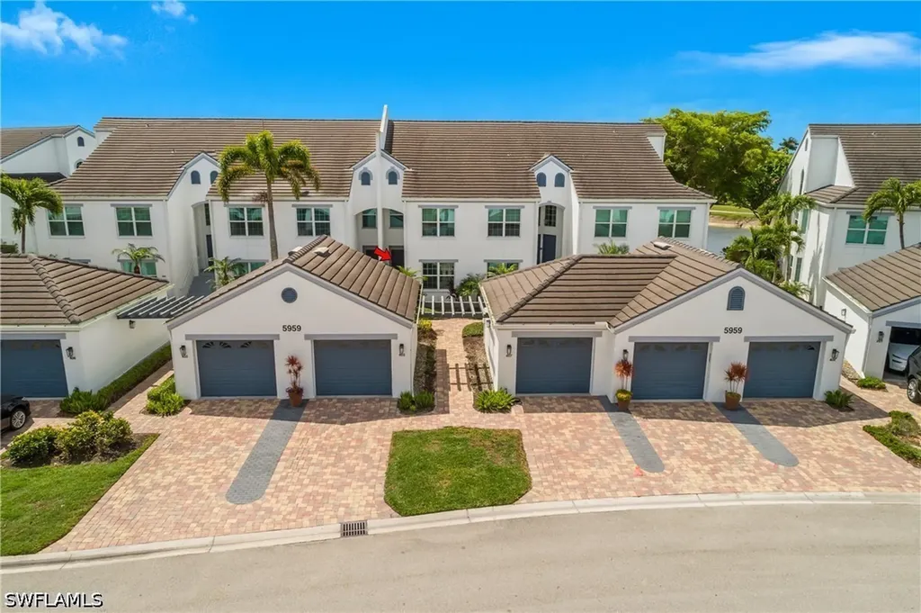 5959 Sand Wedge Lane Naples FL 34110