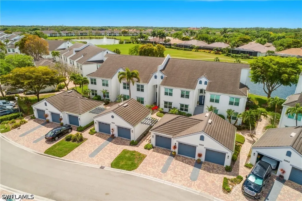 5959 Sand Wedge Lane Naples FL 34110