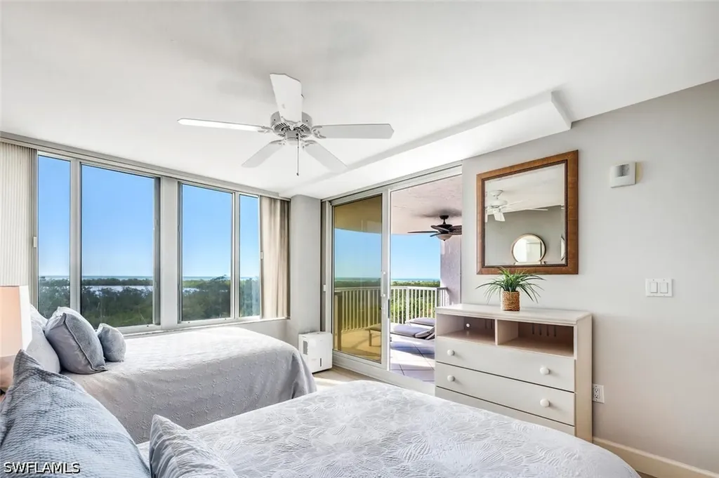 6849 Grenadier Boulevard Naples FL 34108