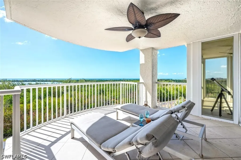 6849 Grenadier Boulevard Naples FL 34108