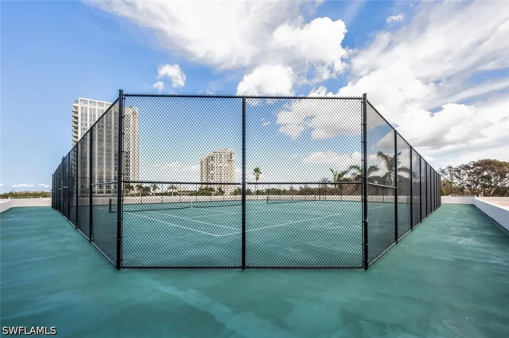 6849 Grenadier Boulevard Naples FL 34108