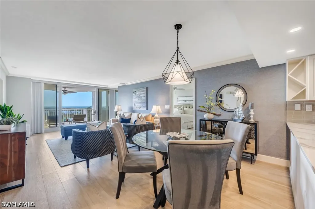 6849 Grenadier Boulevard Naples FL 34108