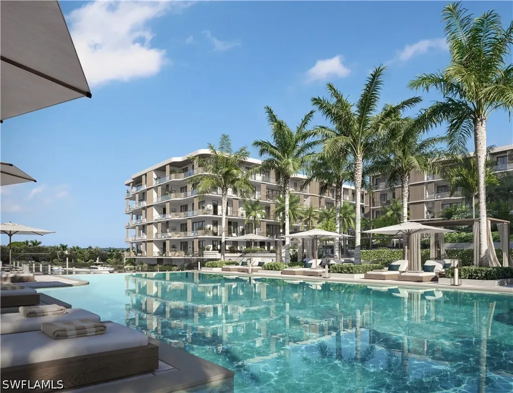 1933 Davis Boulevard Naples FL 34104