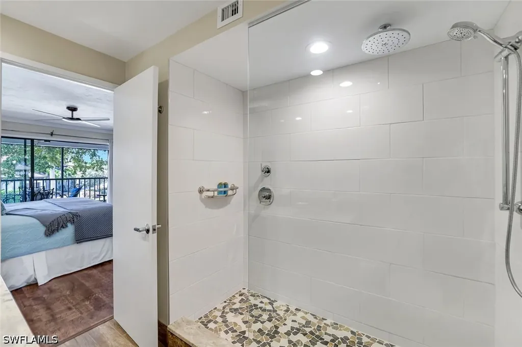 4092 Belair Lane Naples FL 34103