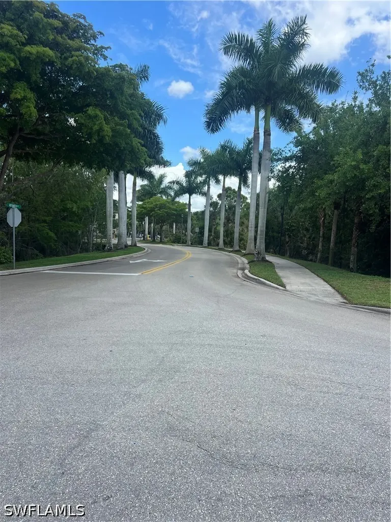 8470 Kingbird Loop Estero FL 33967