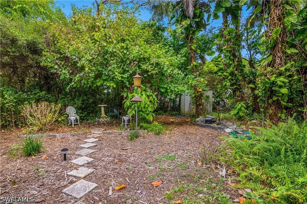 670 7th Street SW Naples FL 34117