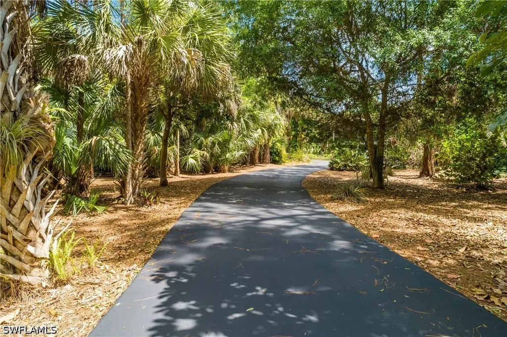 670 7th Street SW Naples FL 34117