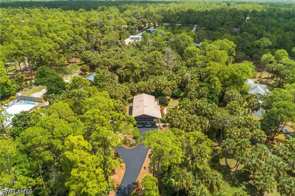 670 7th Street SW Naples FL 34117