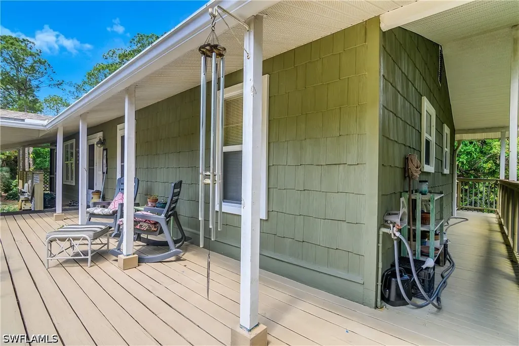 670 7th Street SW Naples FL 34117
