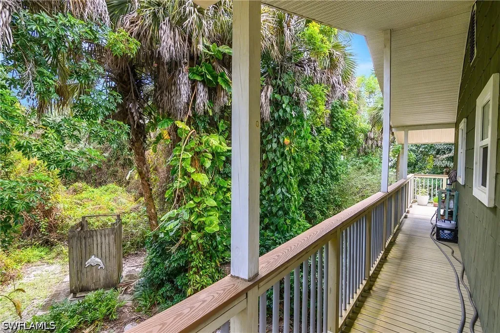 670 7th Street SW Naples FL 34117