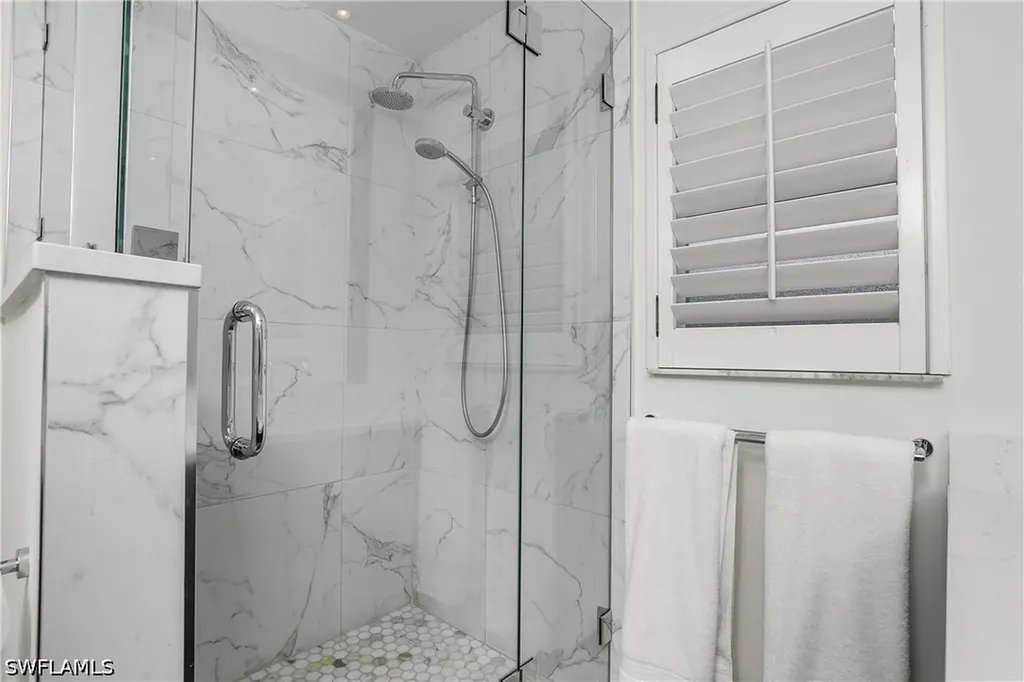 853 Tanbark Drive Naples FL 34108
