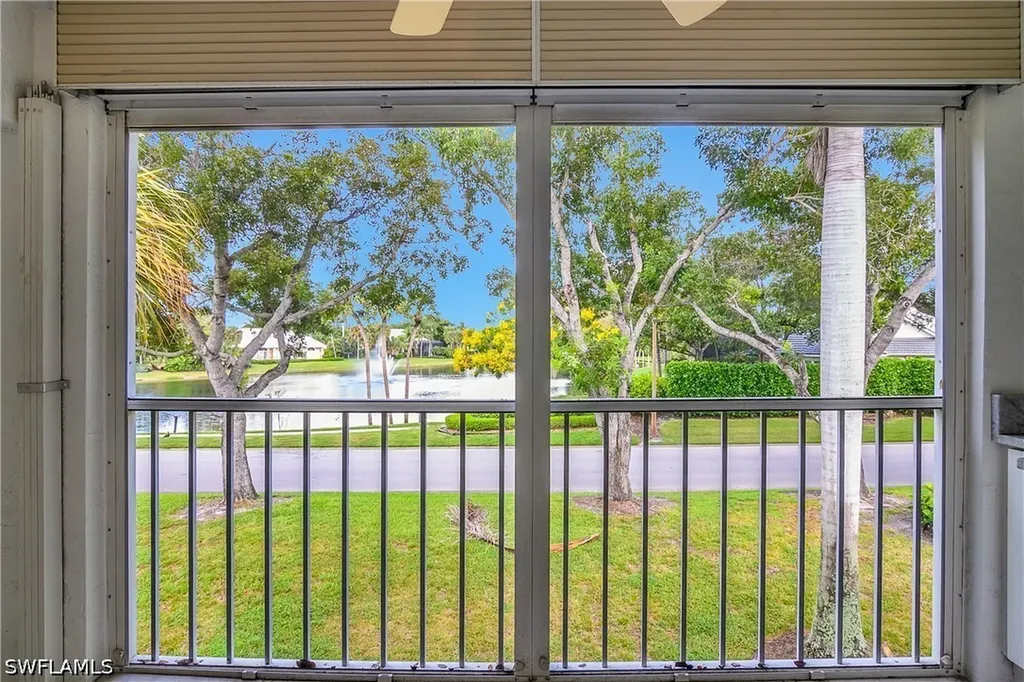 853 Tanbark Drive Naples FL 34108