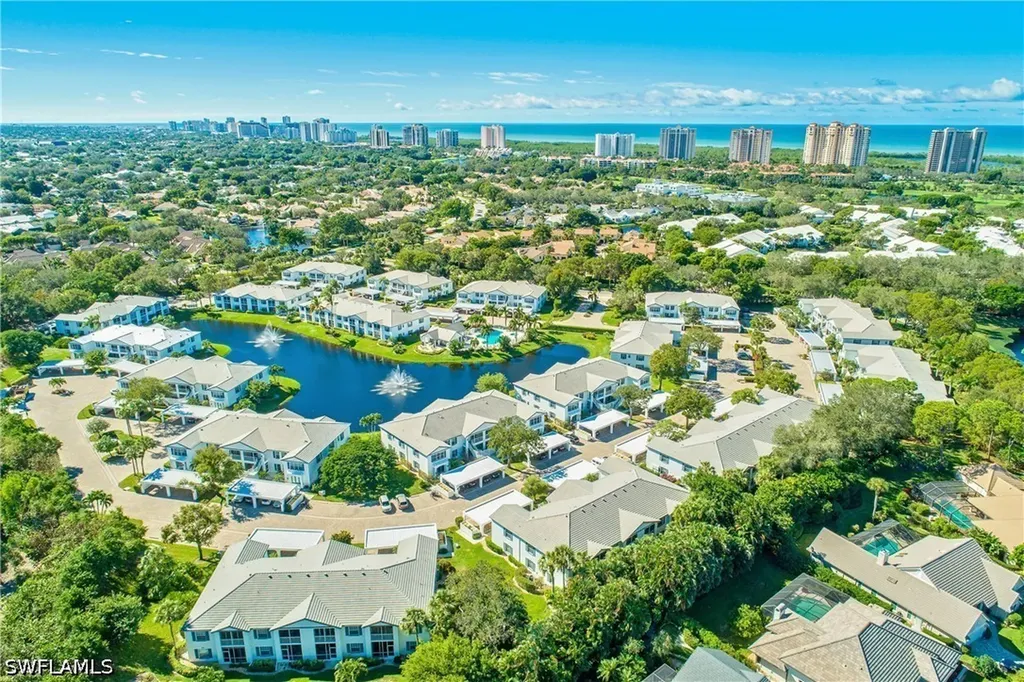 853 Tanbark Drive Naples FL 34108