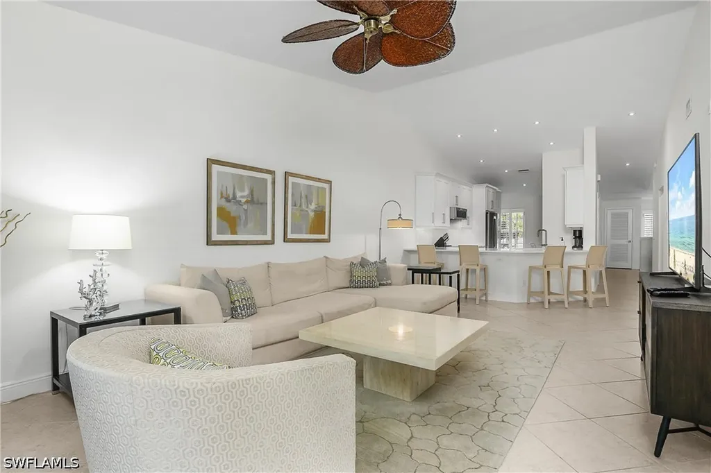 853 Tanbark Drive Naples FL 34108