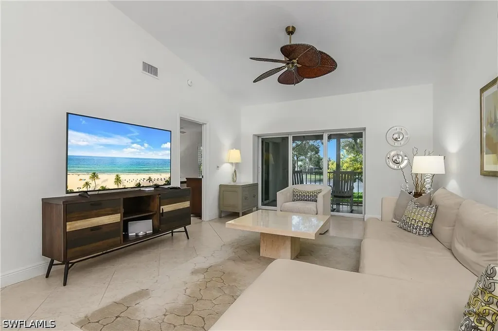 853 Tanbark Drive Naples FL 34108